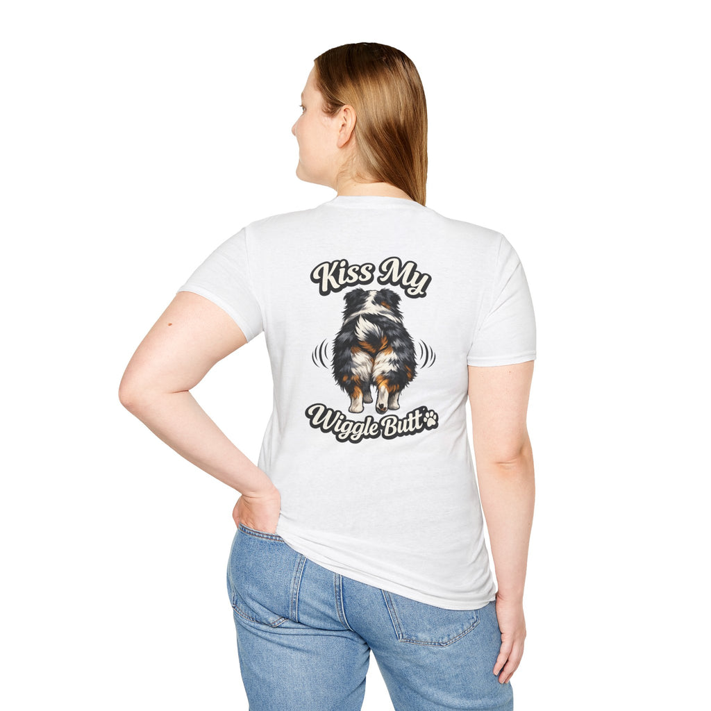 Kiss My Wiggle Butt Aussie Shirt | Australian Shepherd Funny Dog Tee | Aussie Mom Gift | Wiggle Butt Shirt