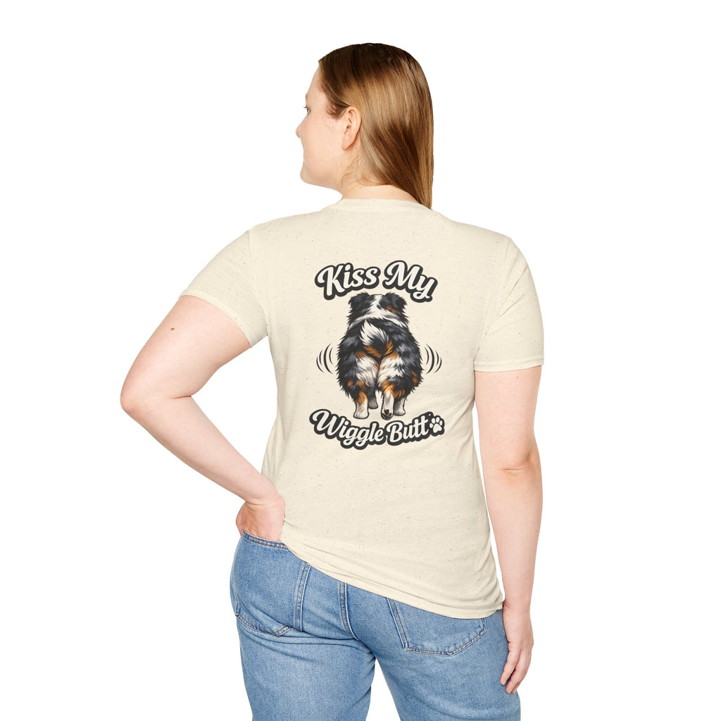 Kiss My Wiggle Butt Aussie Shirt | Australian Shepherd Funny Dog Tee | Aussie Mom Gift | Wiggle Butt Shirt